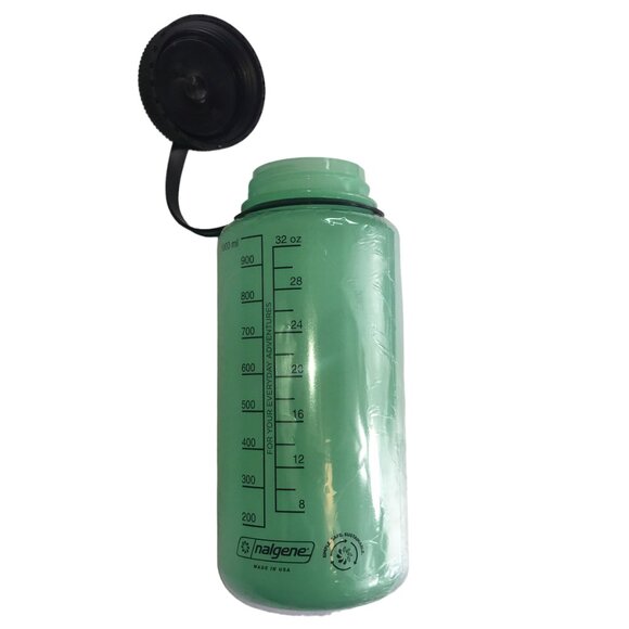 New Green Plastic NALGENE Water Bottle. Black Screw Top Lid. Eagle Design. - Picture 9 of 13
